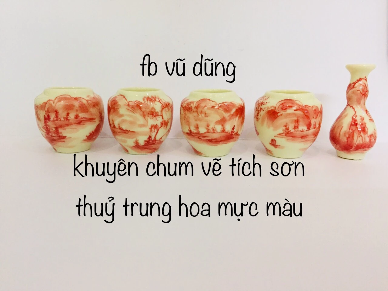 cóng khuyên chum vẽ tích sơn thủy mực màu 2