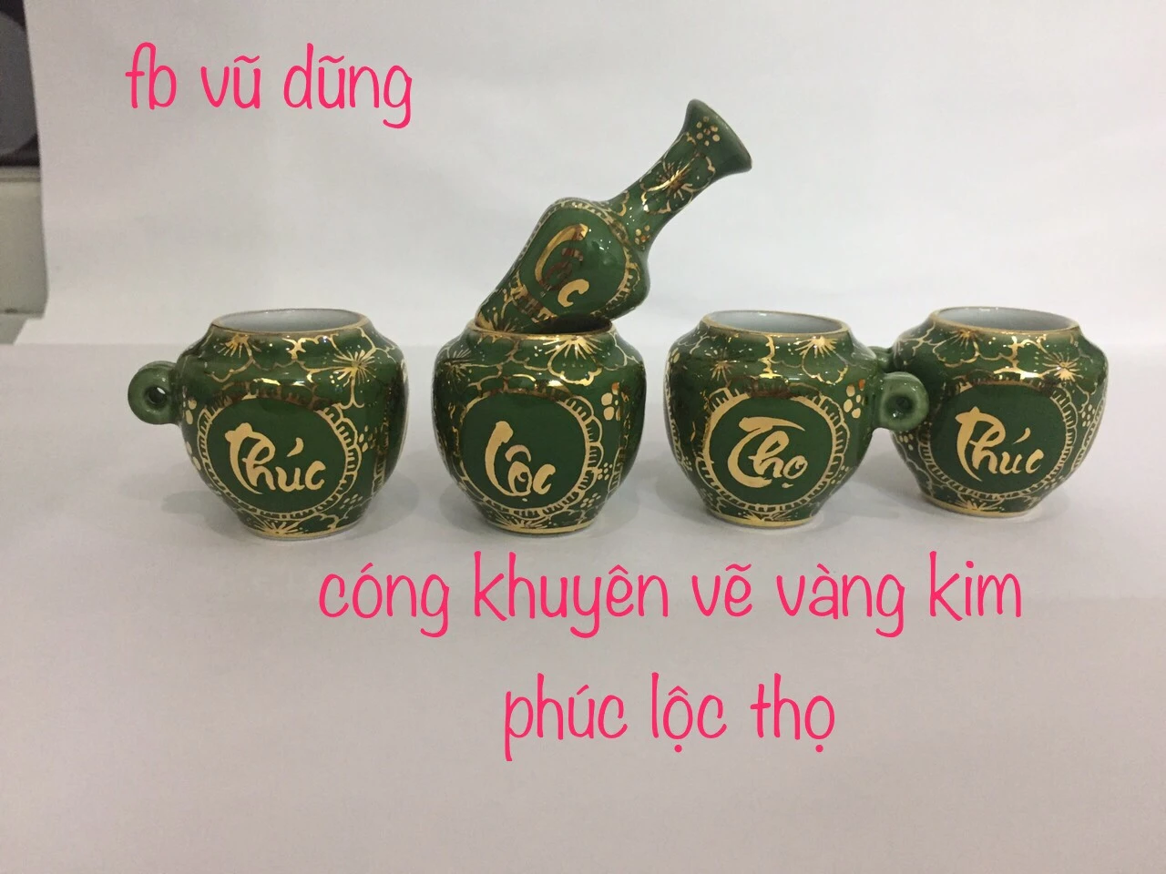 cóng khuyên chum vẽ vàng kim phúc lộc thọ nền xanh lá